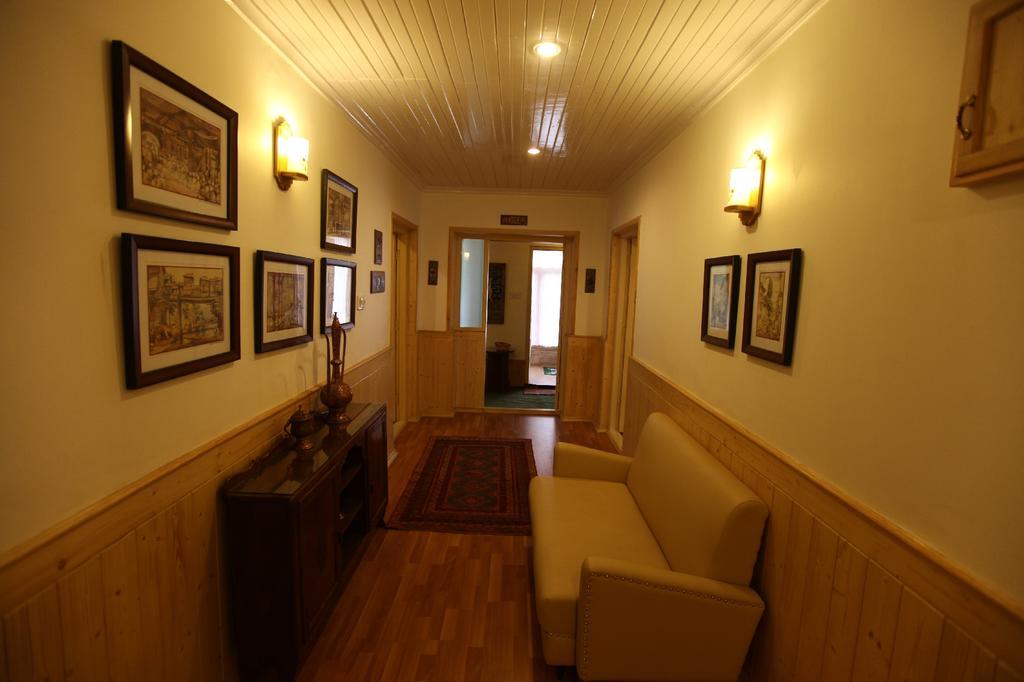 Dove Cottage ศรีนาการ์ ภายนอก รูปภาพ